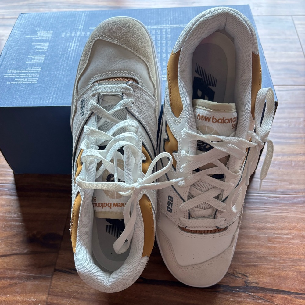 New Balance Women's Cream and White Trainers Used in excellent condition - Picture 5 of 8